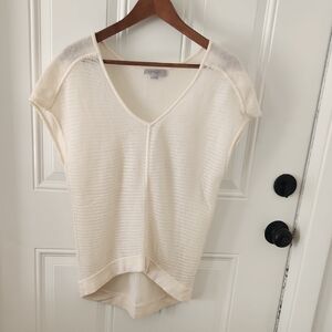 Ladies WhiteV-neck Sleeveless 100% Cashmere Top